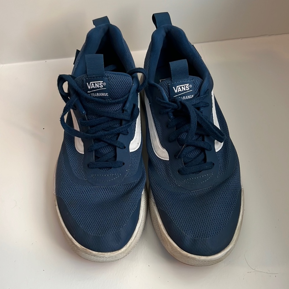 Vans ultra range sneakers